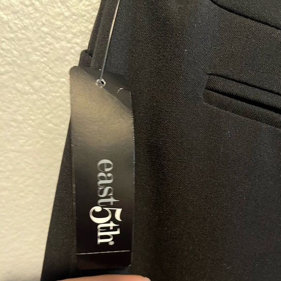 East 5th Women's Black Pencil Skirt Size 8 - Picture 11 of 12